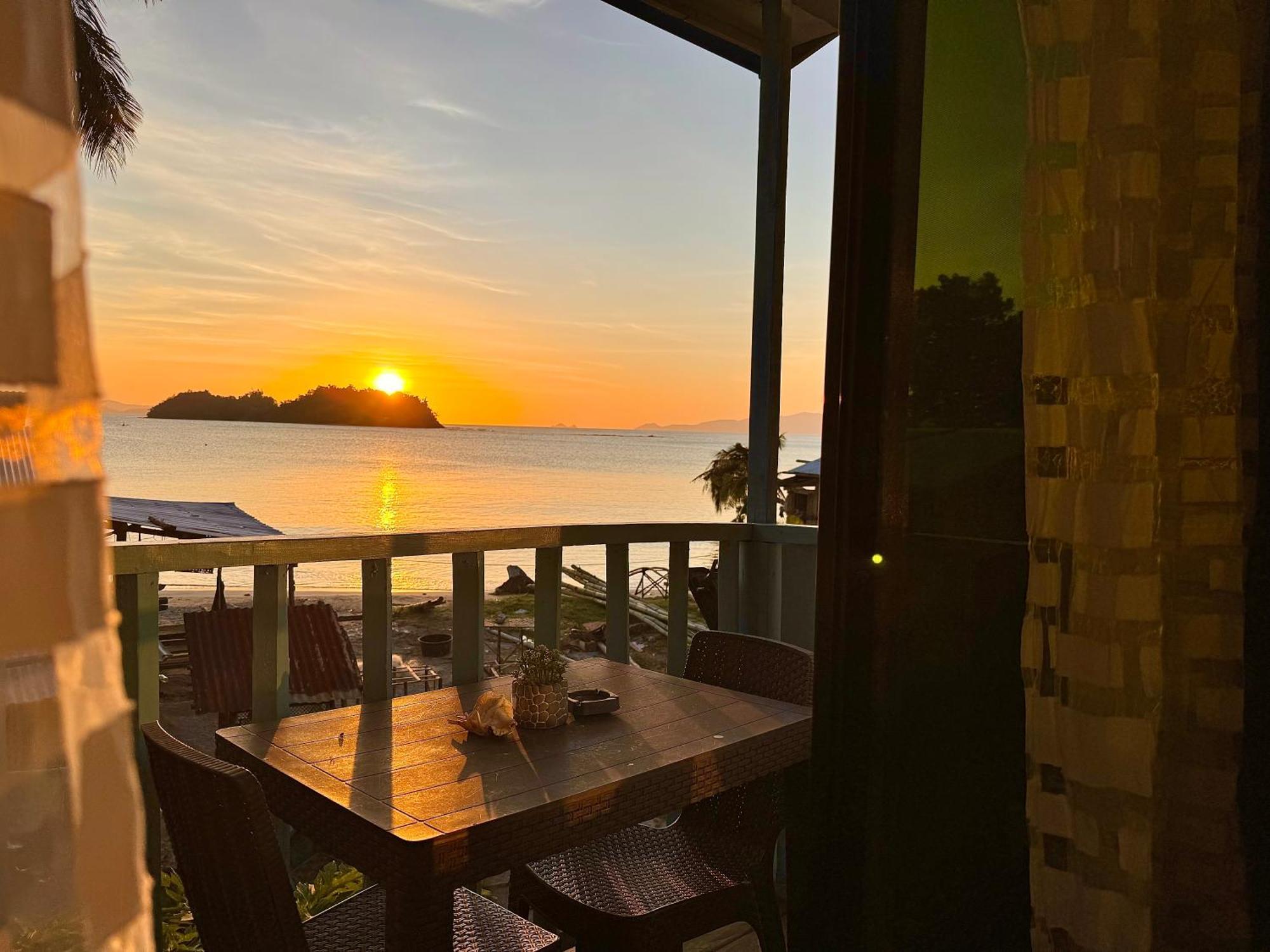 Seaside Blue Inn Сан-Висенте Экстерьер фото